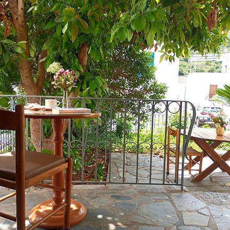 Hotel Paraliako Kyparissi Кипарисия Экстерьер фото