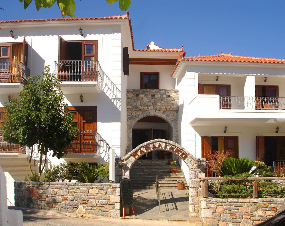 Hotel Paraliako Kyparissi Кипарисия Экстерьер фото