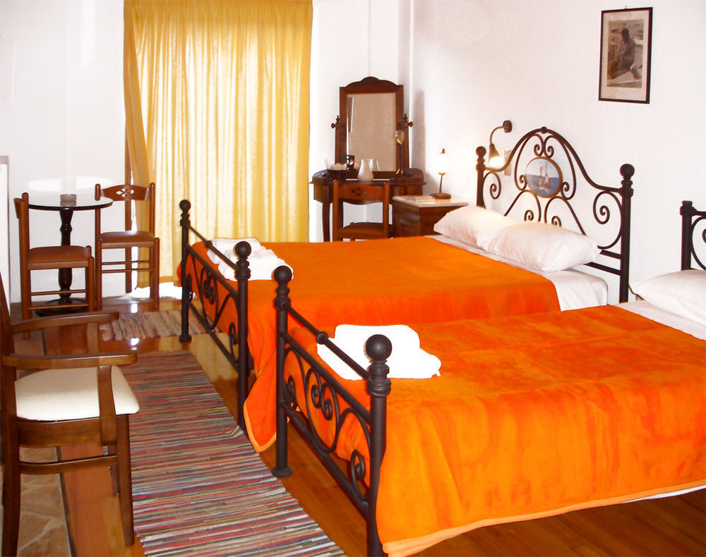 Hotel Paraliako Kyparissi Кипарисия Экстерьер фото